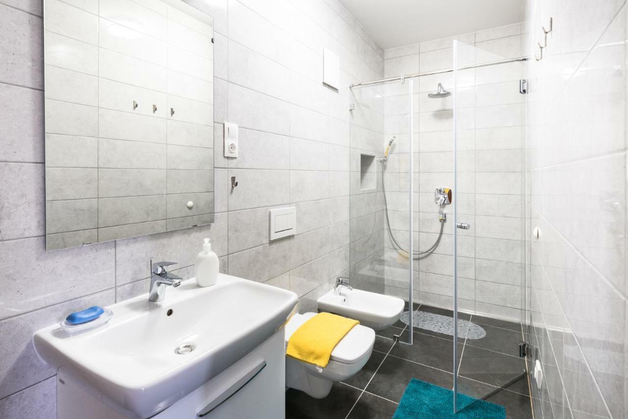 Ferienwohnung Alma Apartman Salgótarján Exterior foto