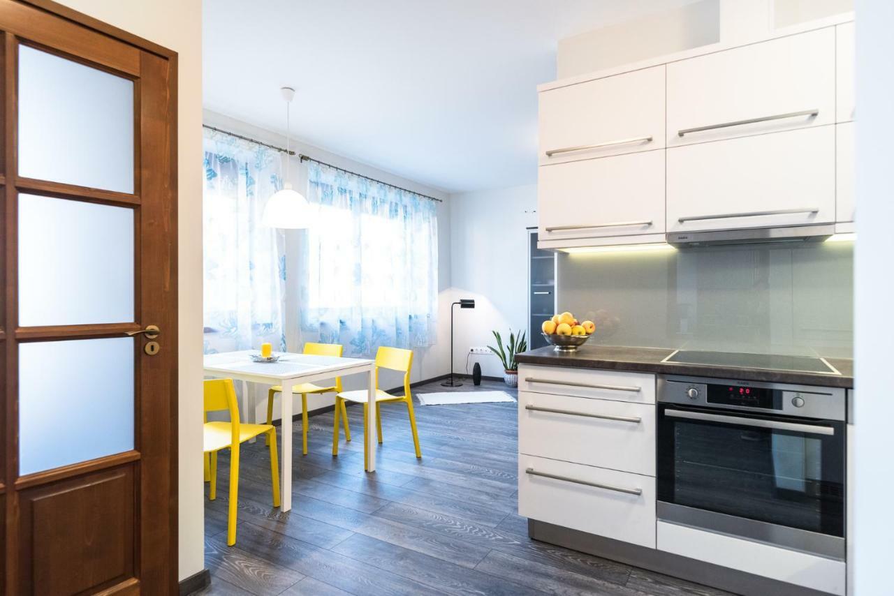 Ferienwohnung Alma Apartman Salgótarján Exterior foto